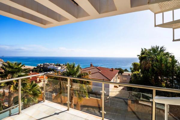 Casa independiente en Urbanización el Charco