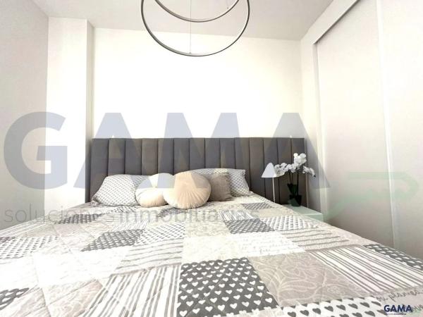 Piso en Poble Nou - Montiboli