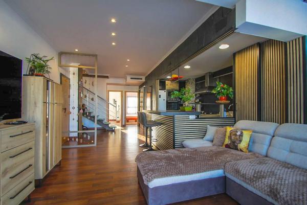 Dúplex en calle Guadalest