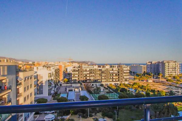 Dúplex en calle Guadalest