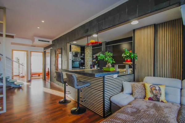 Dúplex en calle Guadalest