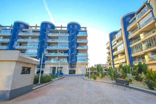 Dúplex en calle Guadalest