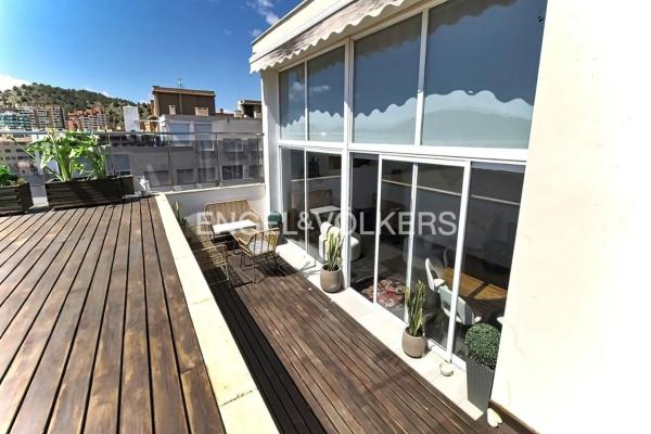 Ático en calle Gregal