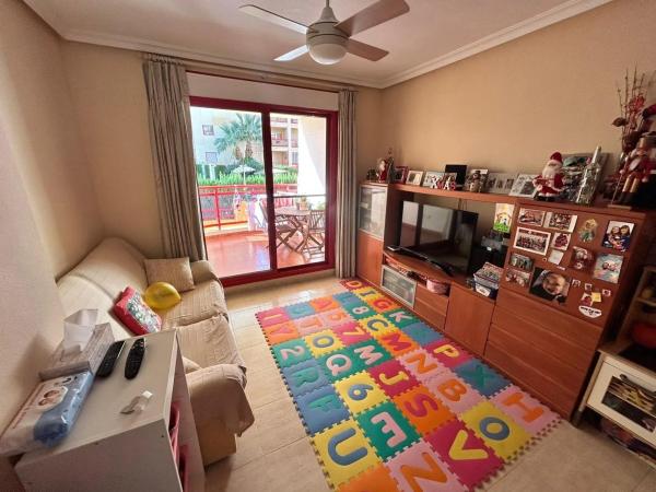 Piso en avenida Riu Torres