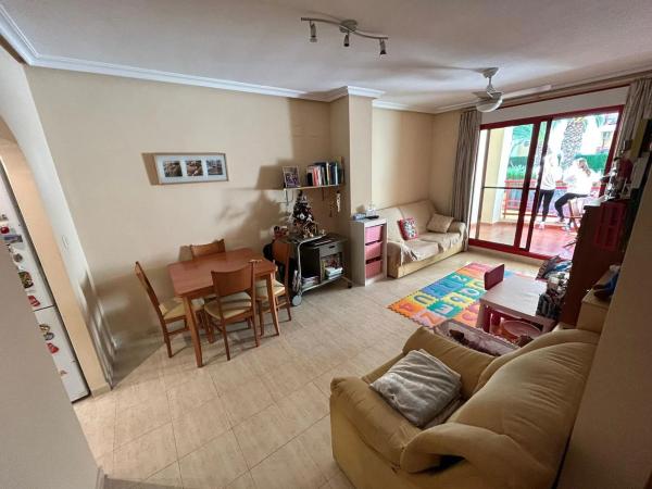 Piso en avenida Riu Torres