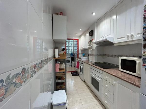 Piso en avenida Riu Torres