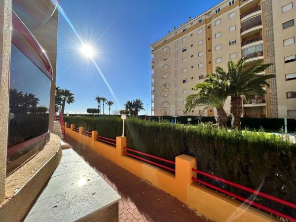 Piso en avenida Riu Torres