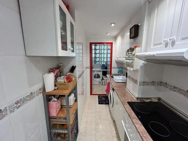 Piso en avenida Riu Torres