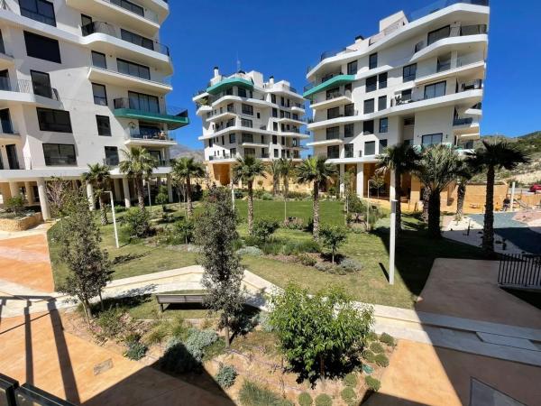 Chalet adosado en calle Edeta, 3