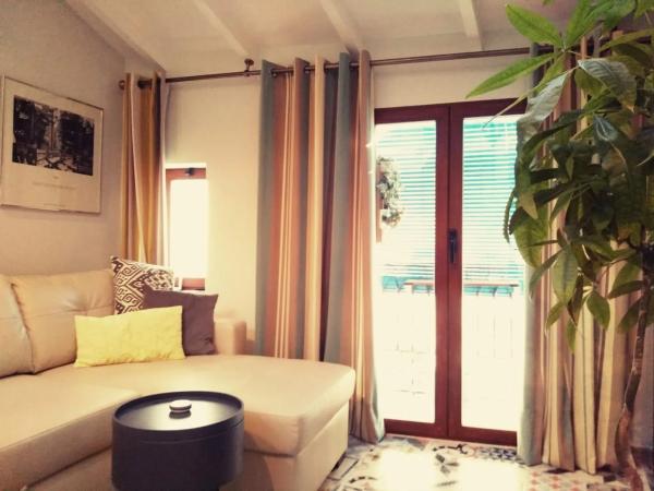 Casa independiente en calle Doctor Alvaro Esquerdo, 14