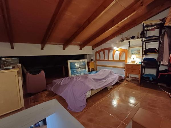 Casa de pueblo en calle Méndez Núñez