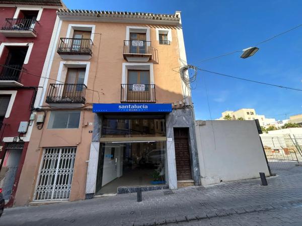 Casa de pueblo en calle Canalejas