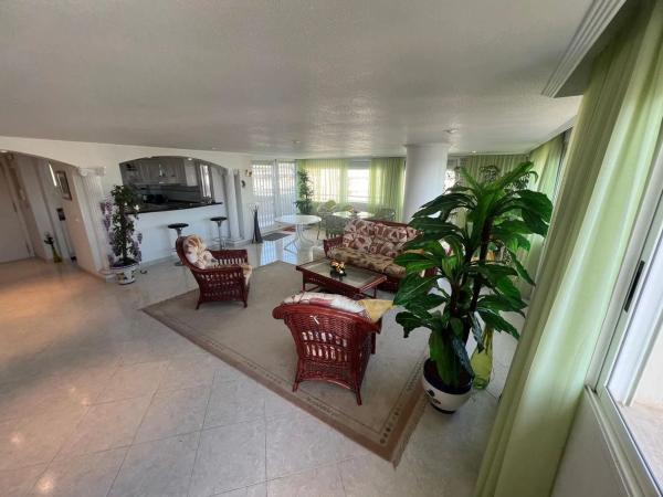 Piso en Barrio Las Azaleas - Alkadir