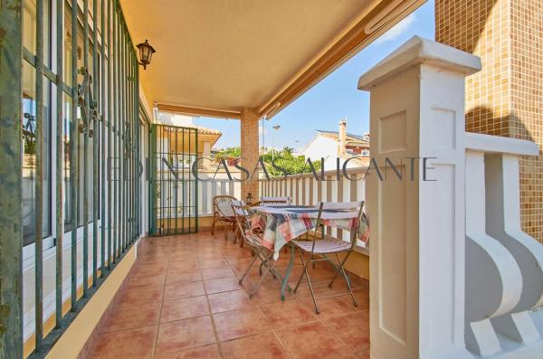 Casa independiente en calle de l'Espígol