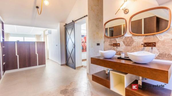 Chalet adosado en calle Gregori Mayans i Siscar