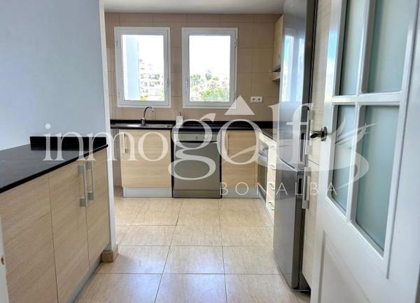 Piso en calle de la Nit