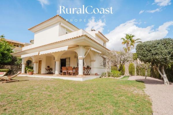 Casa independiente en calle de la Boira