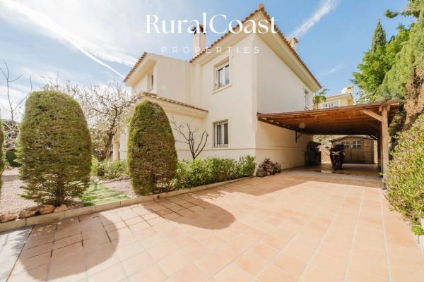 Casa independiente en calle de la Boira