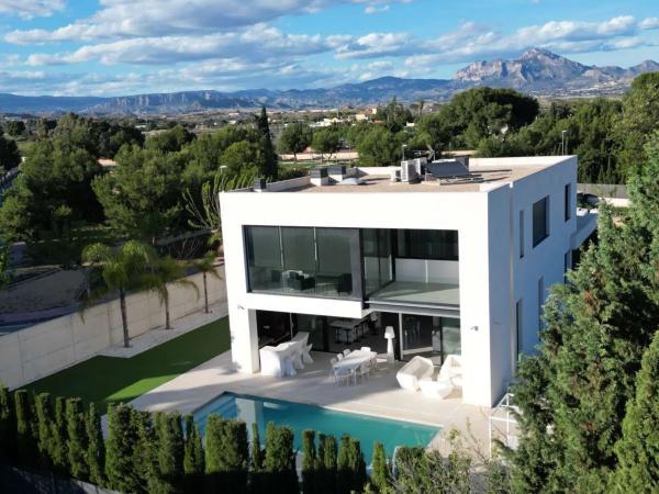 Casa independiente en calle de l'Ossa Menor