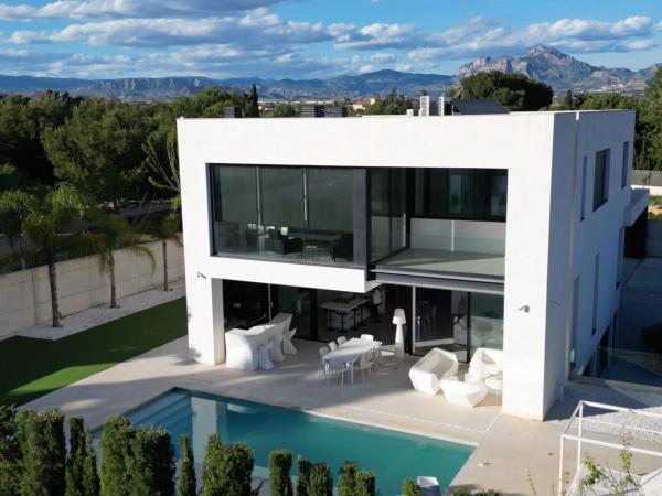 Casa independiente en calle de l'Ossa Menor