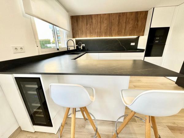 Chalet pareado en calle Cronista Viravens