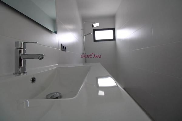 Casa independiente en calle Salvador y Vicente Perez Lledo, 9