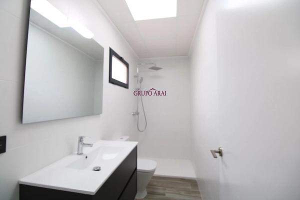 Casa independiente en calle Salvador y Vicente Perez Lledo, 9