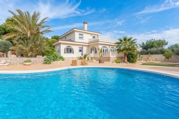 Casa independiente en camino de la Torreta