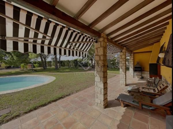 Casa independiente en calle de la Sardina