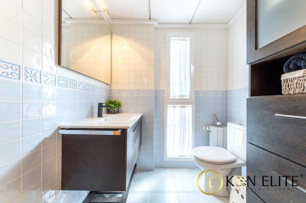 Chalet pareado en calle Pintor Maria Fortuny