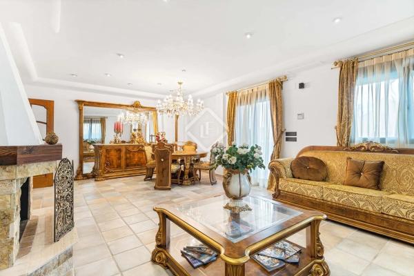 Casa independiente en calle de I'Ametller