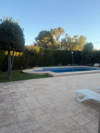 Chalet en calle Avellano, 5