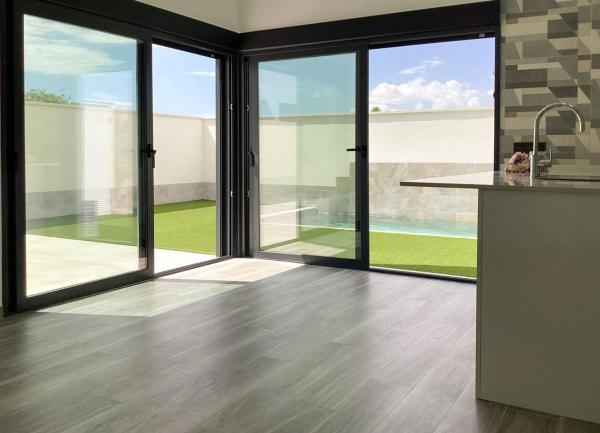 Chalet pareado en avenida Alcalde Fernando Ripoll