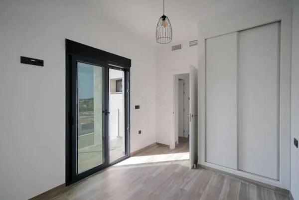 Chalet pareado en avenida Alcalde Fernando Ripoll