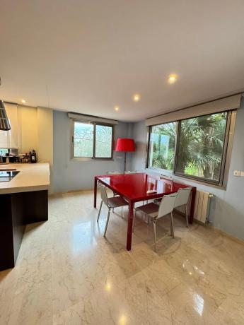 Casa independiente en calle del Vespre, 11