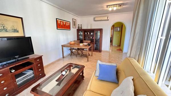 Casa independiente en calle de la Camamil la