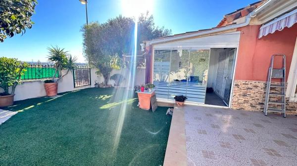 Casa independiente en calle de la Camamil la