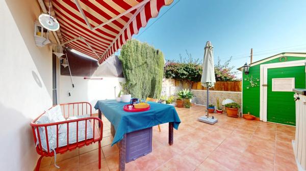 Chalet adosado en calle del Sofre