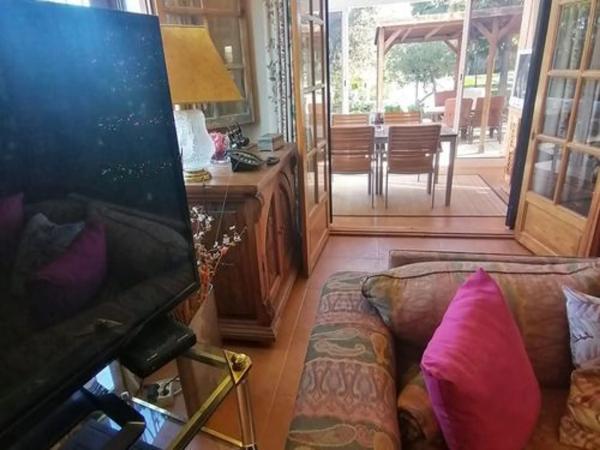 Casa independiente en calle del Cirerer