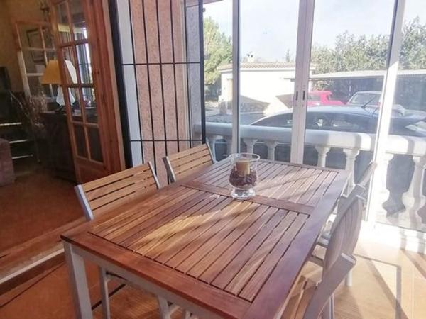 Casa independiente en calle del Cirerer