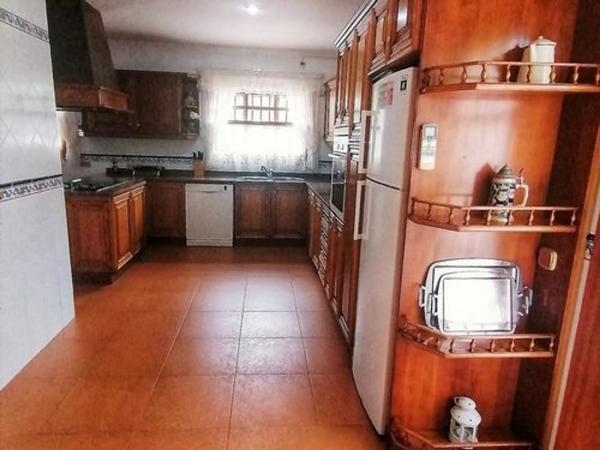 Casa independiente en calle del Cirerer