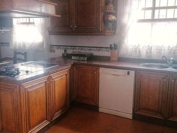 Casa independiente en calle del Cirerer