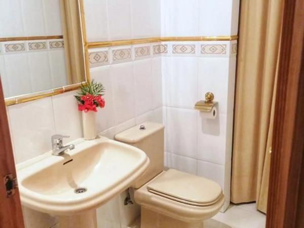 Casa independiente en calle del Cirerer