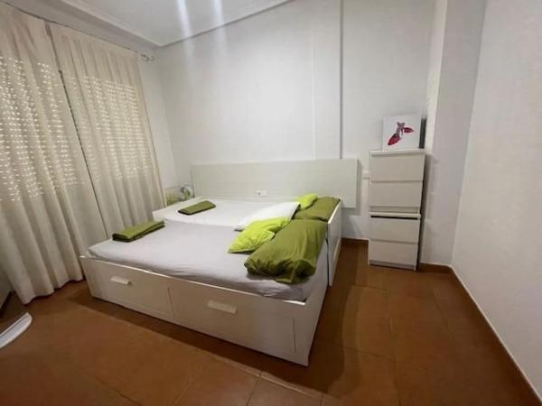 Chalet adosado en calle del Marge