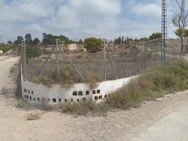 Casa independiente en Partida Tossal Redó, 24