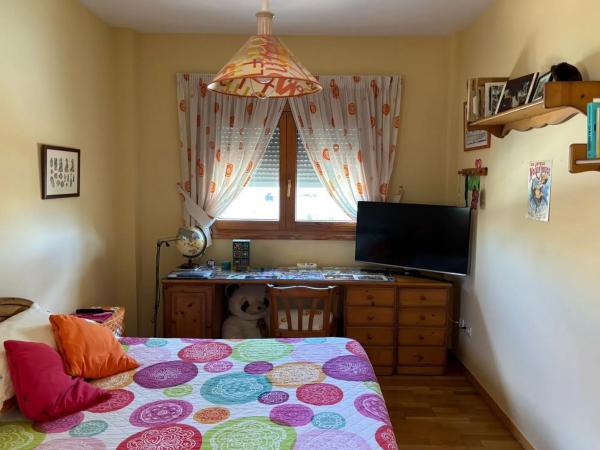 Casa independiente en calle Serra Grana