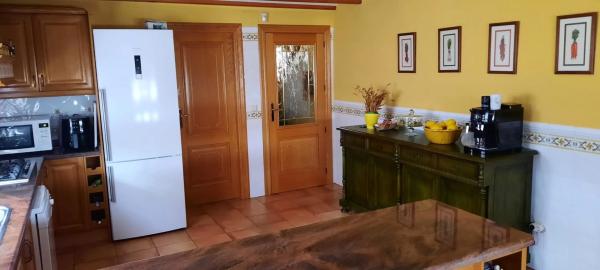 Casa independiente en calle Serra Grana