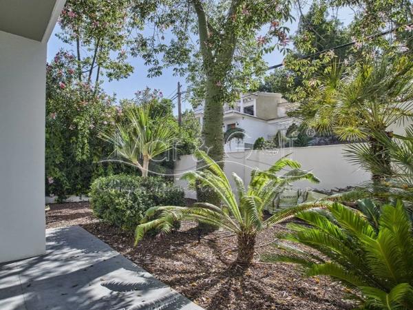 Casa independiente en calle Músic Josep Serrano, 3