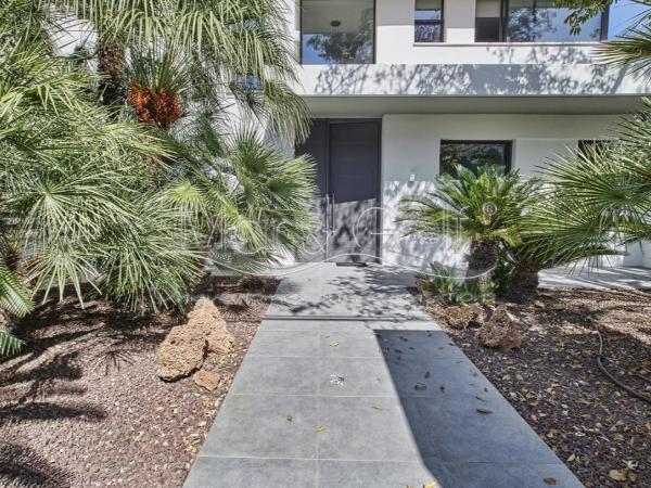 Casa independiente en calle Músic Josep Serrano, 3