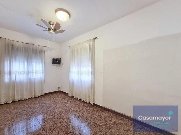 Casa independiente en carretera de la Bayona Baja